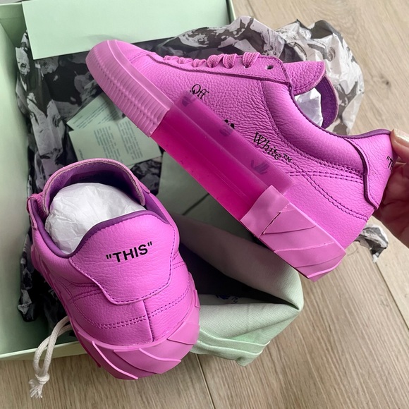 🎊SOLD🎊Off-White Low Vulcanized Sneaker - Picture 3 of 5